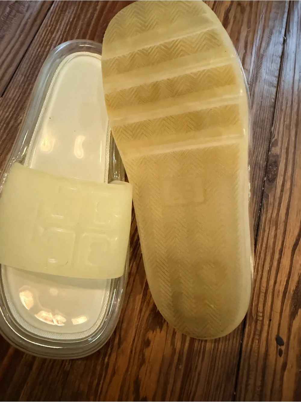 Tory Burch Clear and Cream Jelly Slide Sandals - Picture 2 of 2